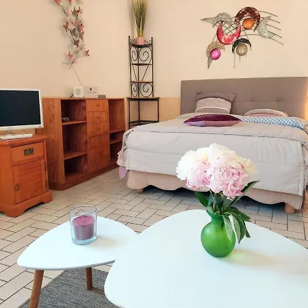 Holiday Near The Sea, Apartment *